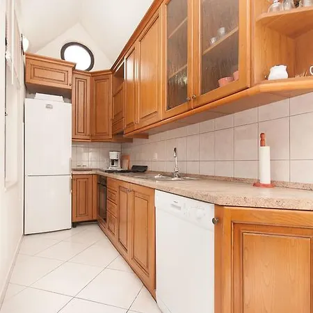 Natasa * Τρογκίρ