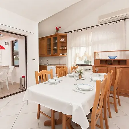 Apartments Marko *