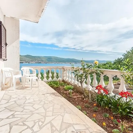 Natasa Apartment Trogir
